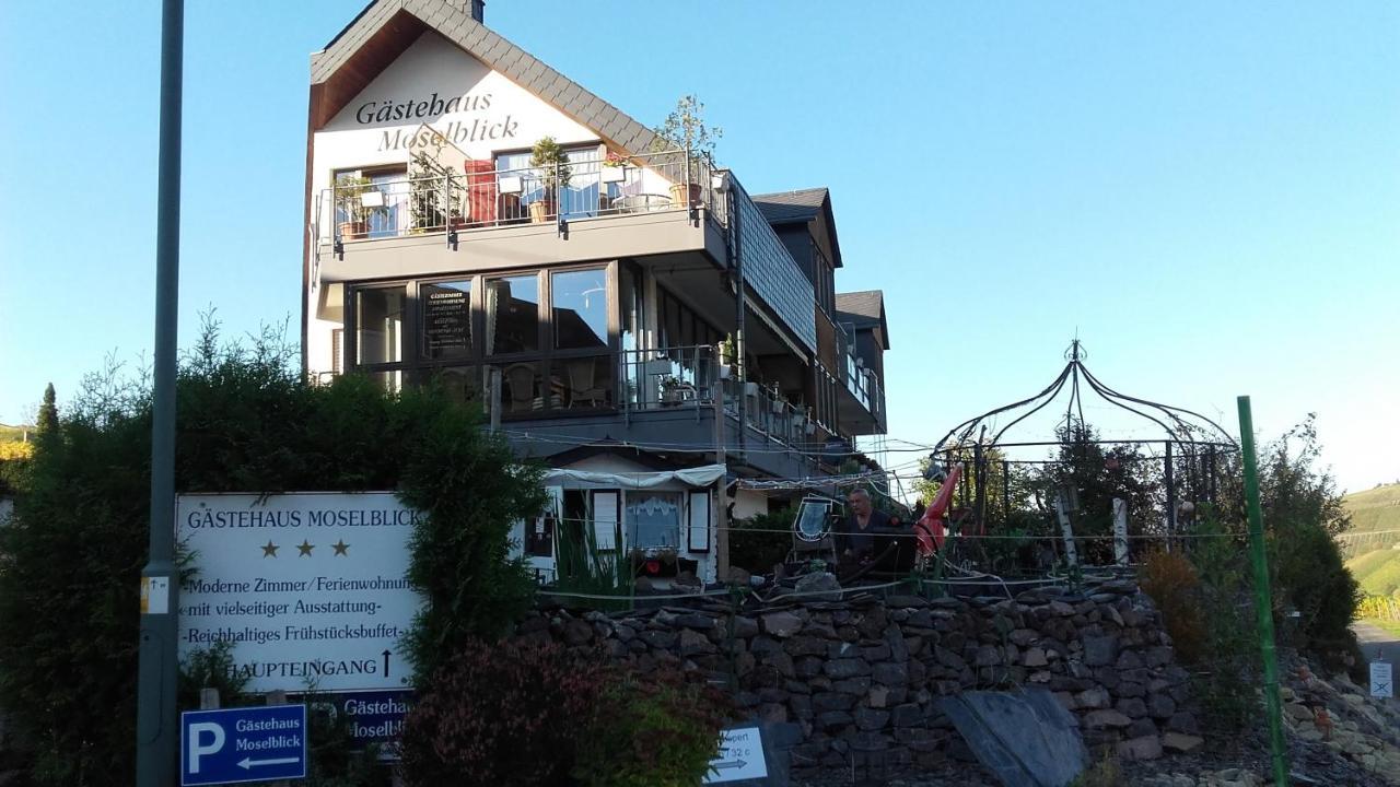 Gaestehaus Moselblick Trittenheim Exterior foto